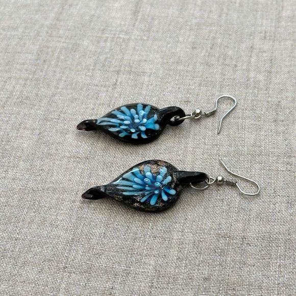 Artisan Lampwork Glass Teardrop Floral Dangle Earrings Black Blue Gold 2" - Picture 8 of 12